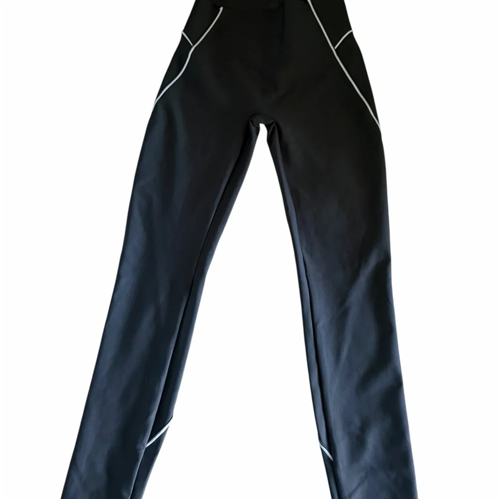 Alo Yoga Airlift High-Waist Haven Leggings size Medium NWT!!